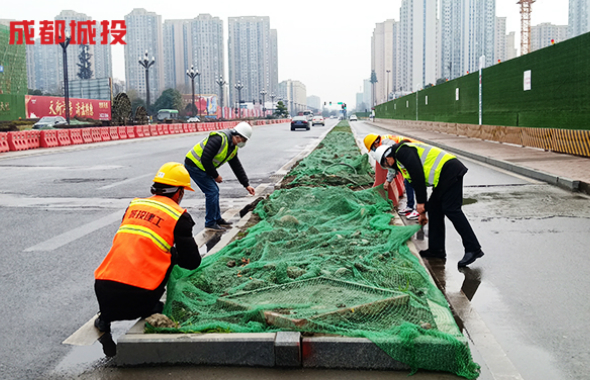 现场直击，天府艺术公园、成德大道、一环路等在建项目疫情防控